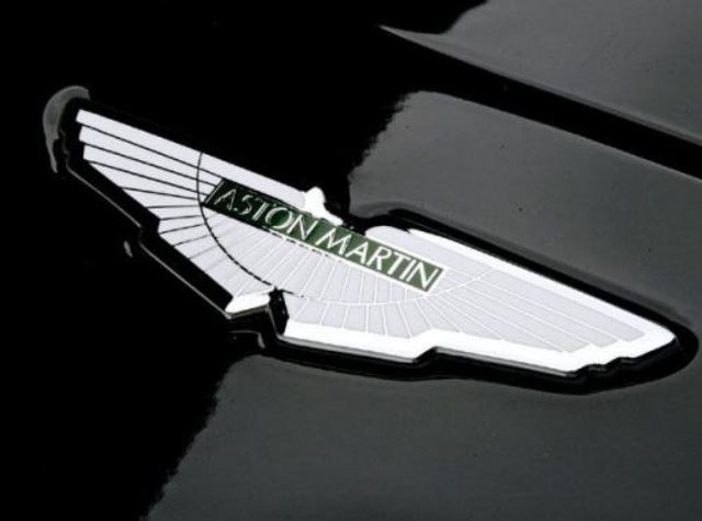 Mercedes-Benz Aiming at Buying Aston Martin Company