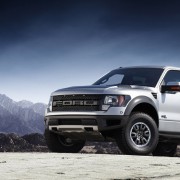 Ford F-150 SVT Raptor SuperCrew