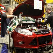 2011 Ford Focus assembly line