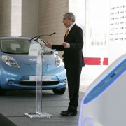 Jose Socrates with the Nissan Leaf