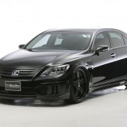 Lexus LS600h Black Bison