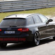 Audi RS4 Avant Spyshot