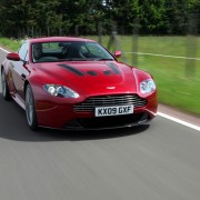Aston Martin V12 Vantage