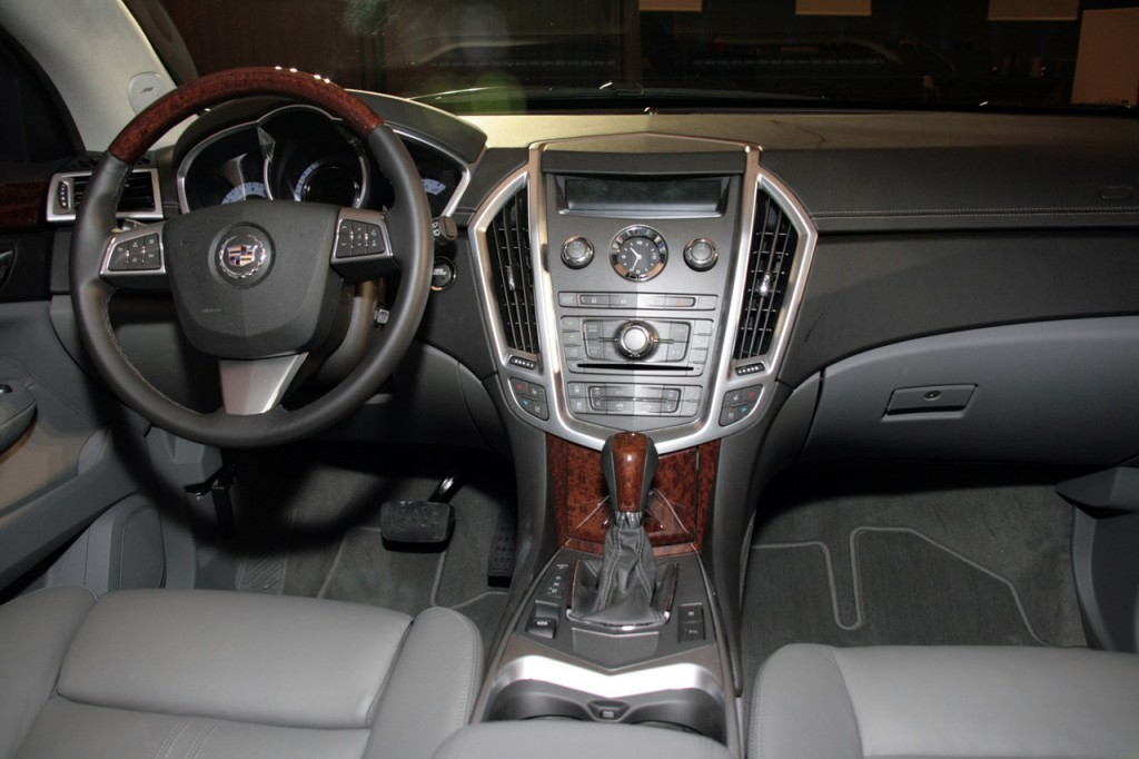 Cadillac srx 1 болячки