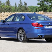 2012 BMW M5 - carbon brakes