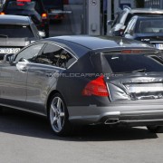 Mercedes CLS Shooting Break spied
