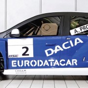 Dacia Lodgy MPV Ice racer