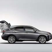 2013 Lexus RX leak