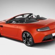 Aston Martin V12 Vantage Roadster