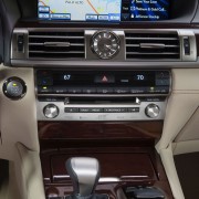 2013 Lexus LS (6)