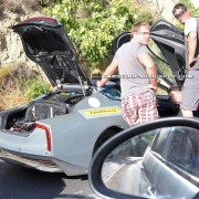 Volkswagen XL1 spied in the sun