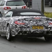 Aston Martin Vanquish Volante