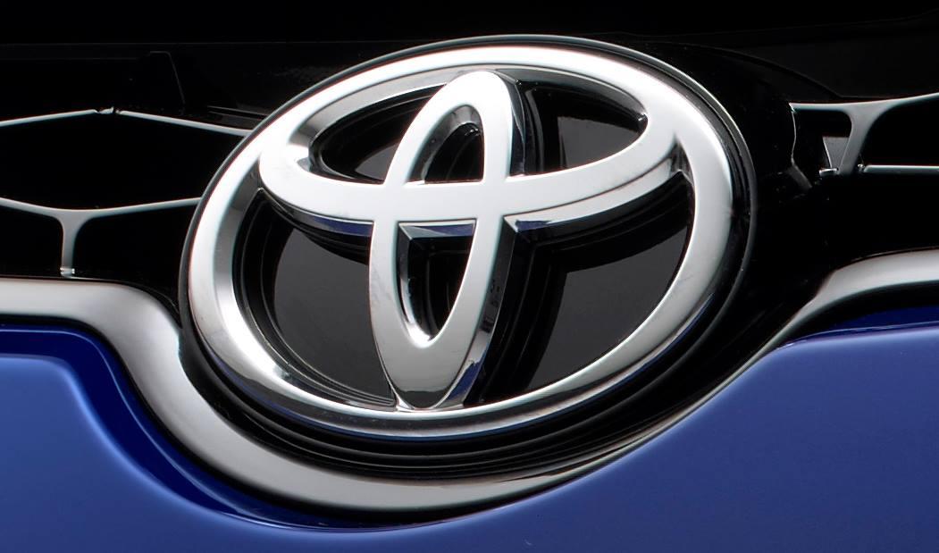 2014 Toyota Corolla teaser