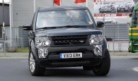 Land Rover Discovery facelift spied