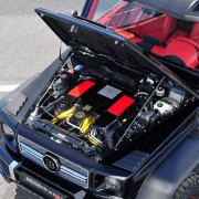 Brabus B63S–700 6x6
