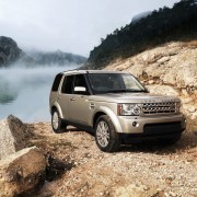 Land Rover Discovery 4