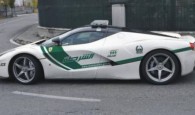 Dubai Police with Ferrari LaFerrari Livery