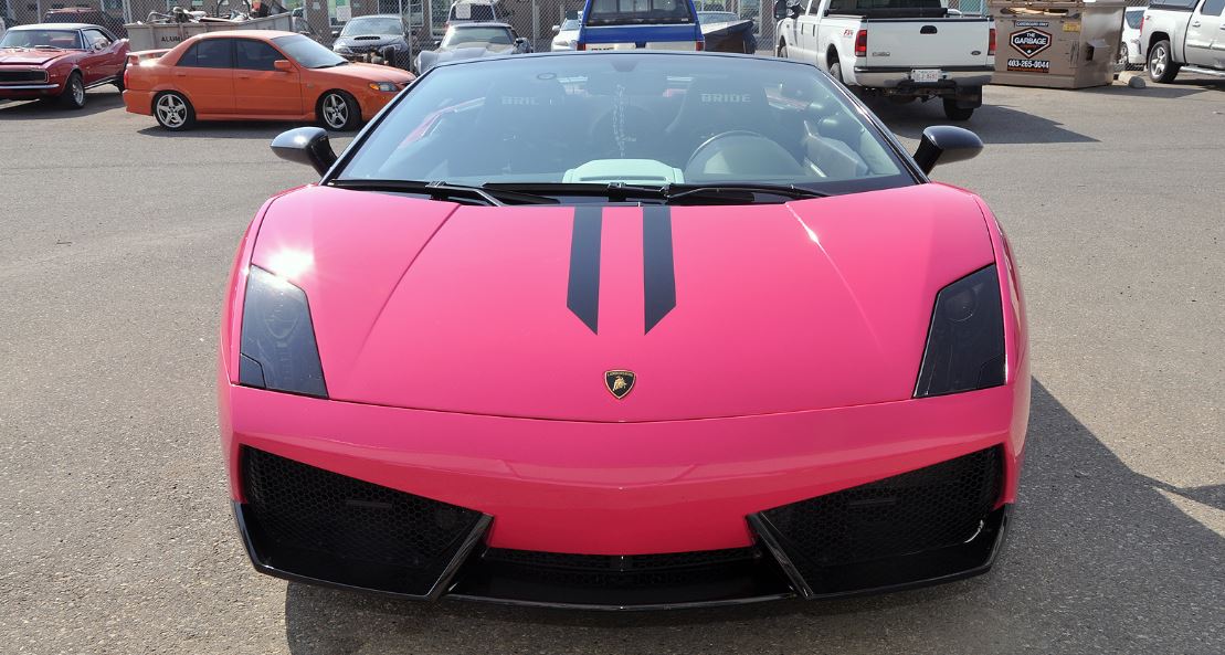 Lamborghini Gallardo Spyder in Pink Finish