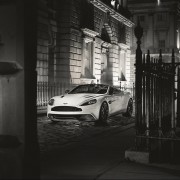 Aston Martin Vanquish Carbon Edition