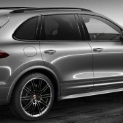 Porsche Exclusive Cayenne S E-Hybrid SUV
