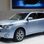 2013 Mitsubishi Outlander PHEV