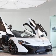 McLaren P1 Alaska Diamond White