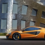 McLaren 570S