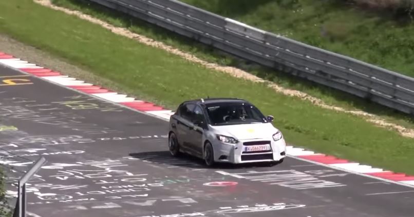 2016 Ford Focus RS Spy Video