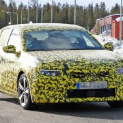 2022-opel-astra-spy-photo